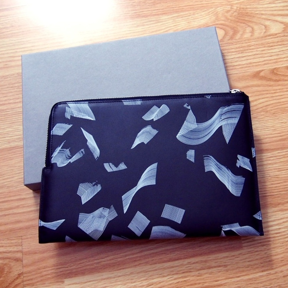 * Everlane Leather Pouch